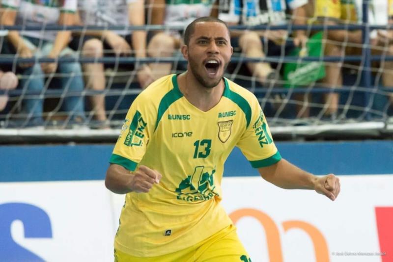 Assoeva vence e vai à final da Liga Nacional de Futsal