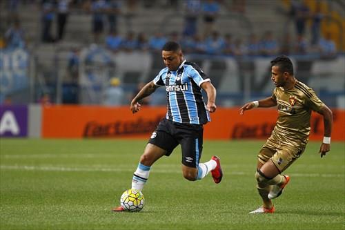 Grêmio joga mal e perde para o Sport na Arena