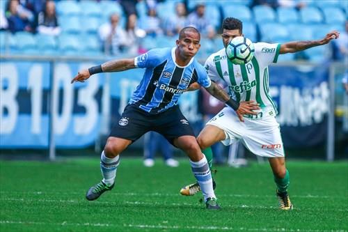 Grêmio joga mal no segundo tempo e perde para o Palmeiras