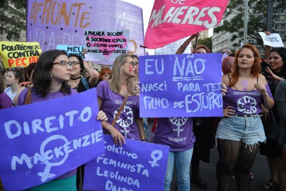 Quase 60% dos brasileiros são favoráveis ao aborto em caso de estupro