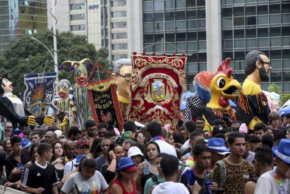 Calor predomina no país no último dia de carnaval