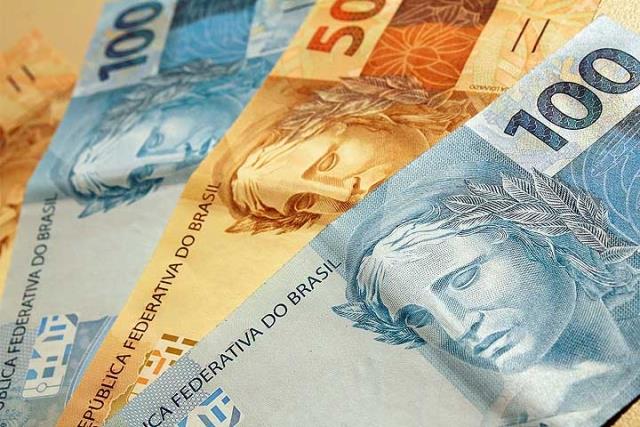 Coronavírus: Senado aprova projeto que prevê R$ 600 mensais a trabalhadores informais