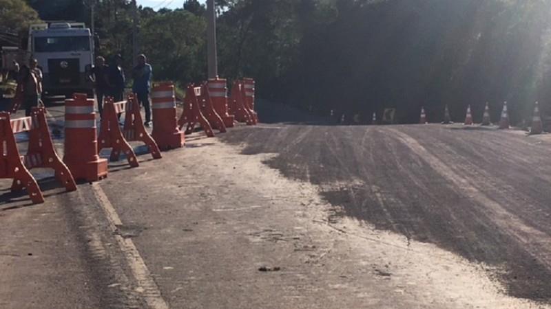 Daer libera o tráfego no desvio da Ponte do Passo da Areia na VRS-809