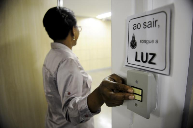 Conta de luz deve subir R$ 3,50 em outubro