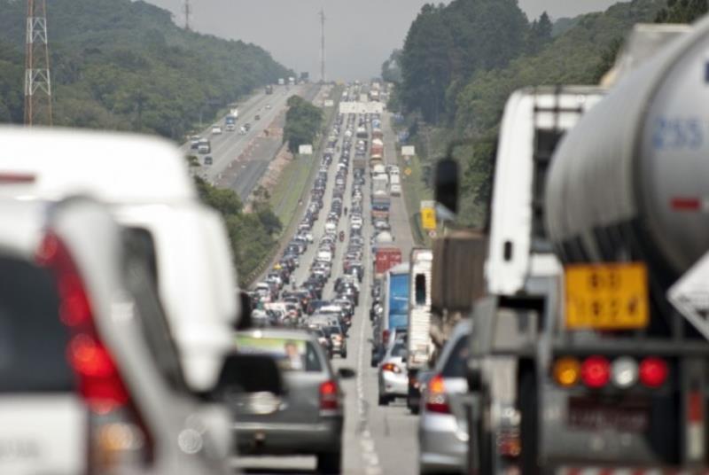 Mais três placas de veículos vencem o IPVA nesta semana