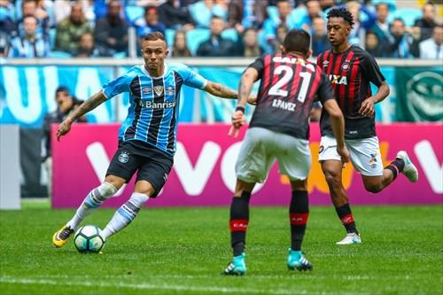 Sem gols, Grêmio empata com Atlético-PR