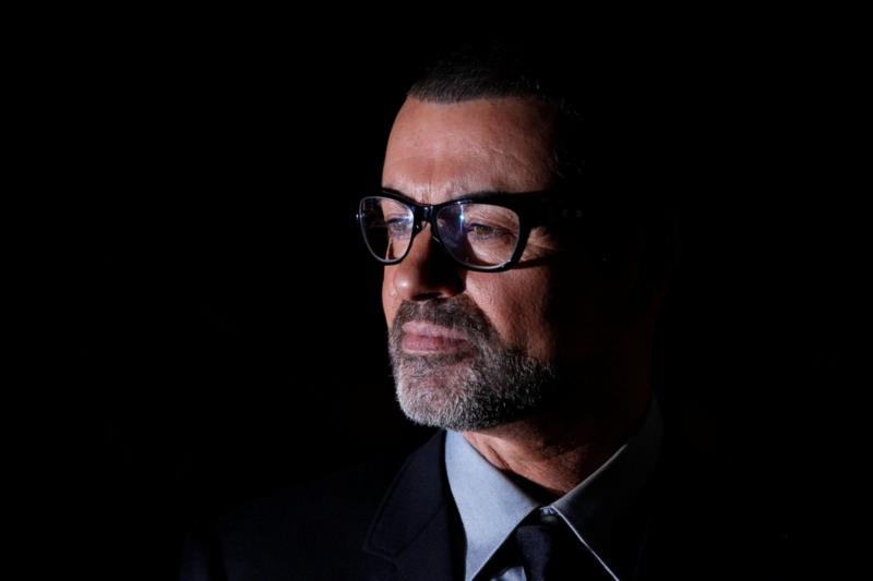 Cantor George Michael morre aos 53 anos