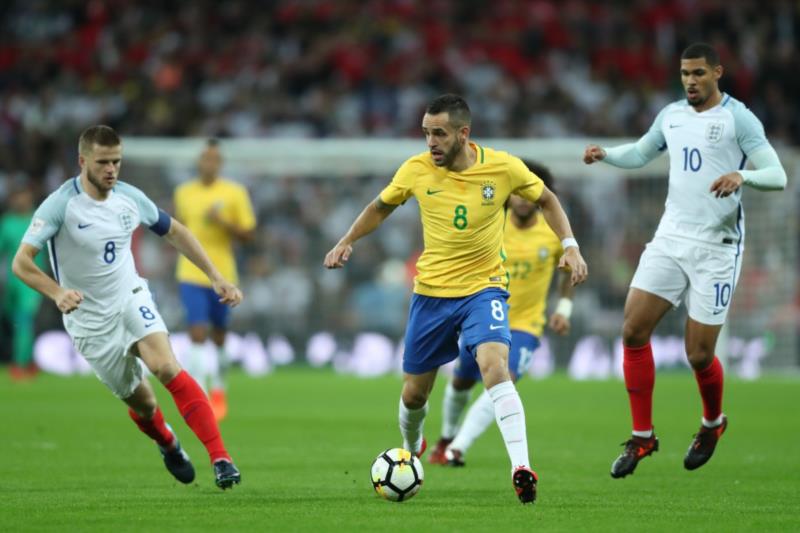 Brasil fica no 0 a 0 contra a Inglaterra