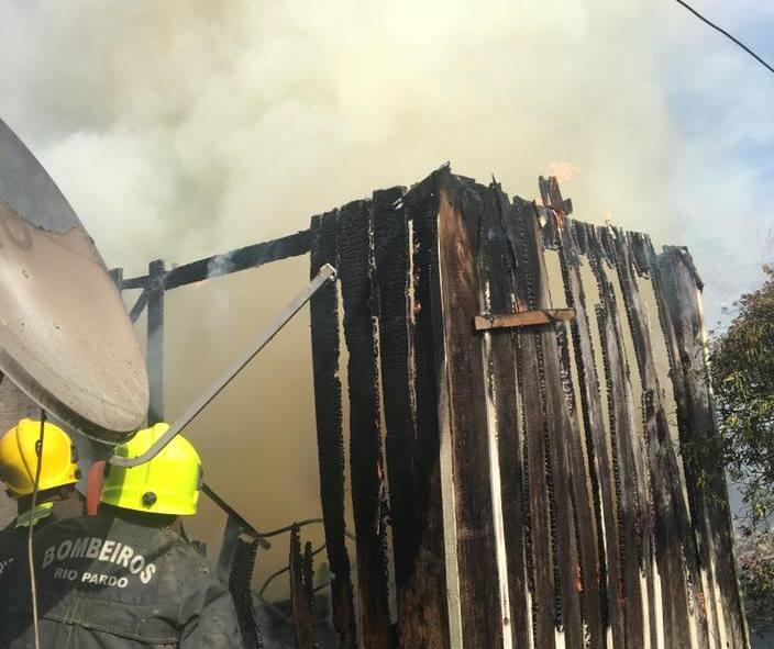 14 pessoas são afetadas em incêndio em Rio Pardo