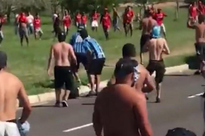 Justiça suspende cinco torcidas organizadas do Grêmio e do Inter