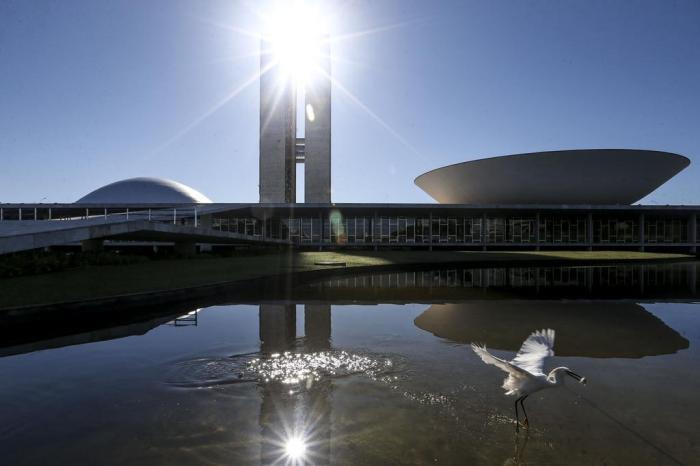 Câmara e Senado elegem nesta sexta seus novos presidentes, em disputa que divide governo Bolsonaro