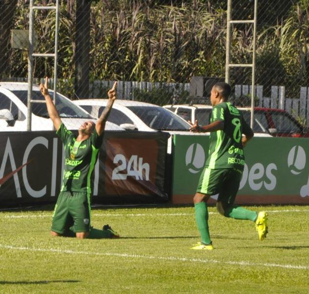 Avenida vence a primeira fora e sobe na tabela do Gauchão