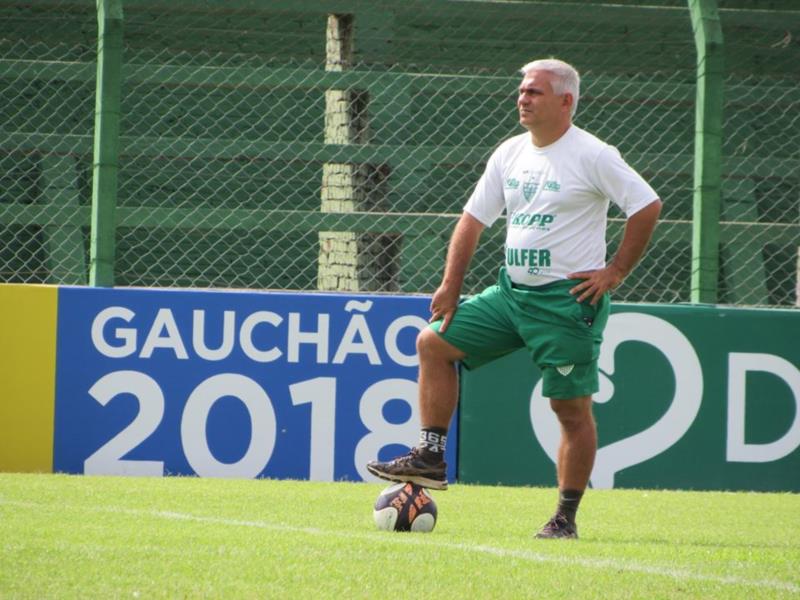 Daitx: “É um time que joga 80 jogos no ano, contra um que joga 13”