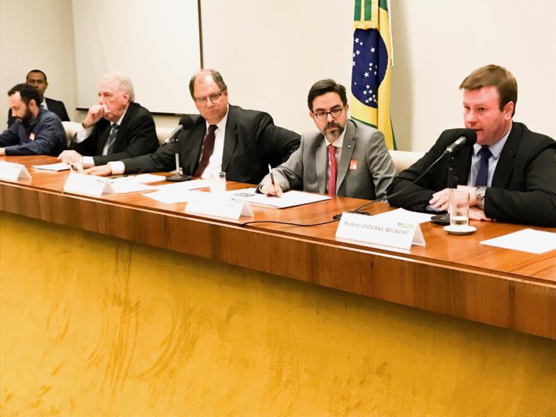 Prefeito de Venâncio Aires representa a Região dos Vales na COP 8 na Suíça