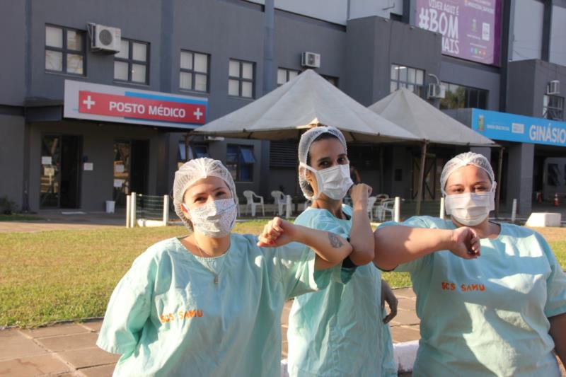 Um trio de coragem na batalha contra a Covid-19