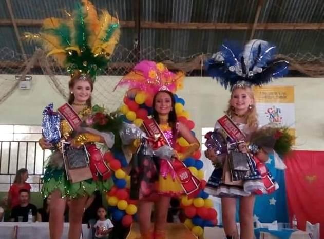 Nicole, Camile e Manuela formam a nova corte do Carnaval Infantil de Venâncio Aires