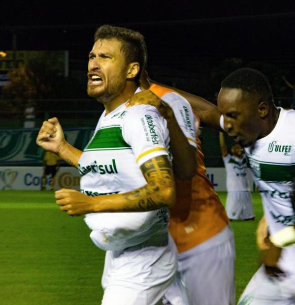 Avenida faz história, vence o Guarani-SP e avança na Copa do Brasil