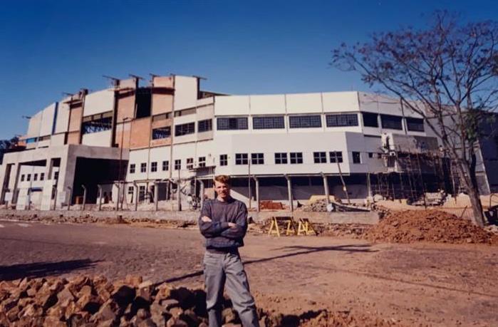 Em três décadas de história, diversas marcas na arquitetura de Santa Cruz