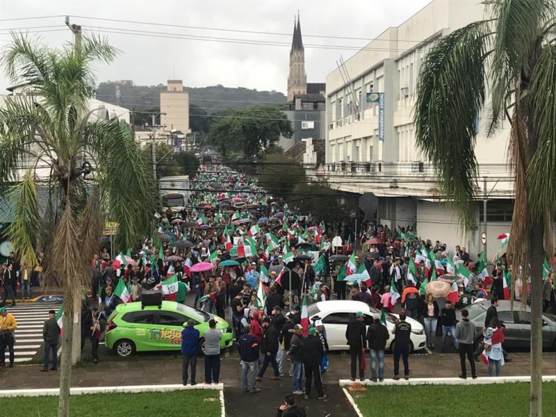 Confira fotos da mobilização dos agricultores em Santa Cruz