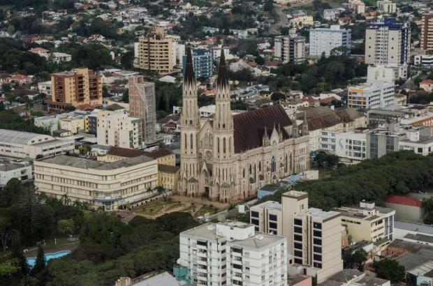 Grande parte de Santa Cruz fica sem água nesta segunda