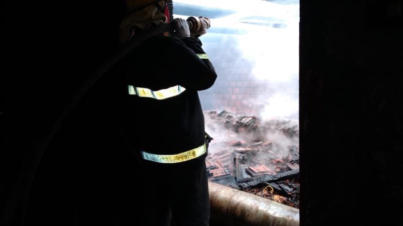 Estufa de tabaco pega fogo em Candelária