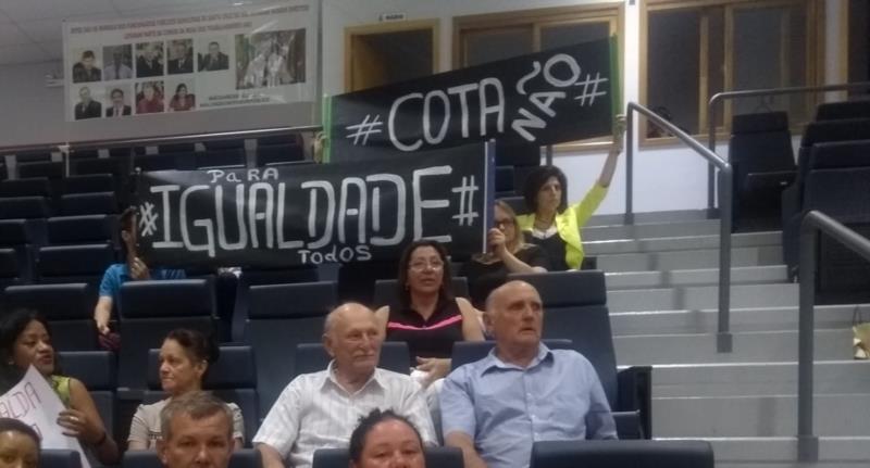 Substitutivo que prevê cotas sociais para concursos em Santa Cruz é aprovado por vereadores