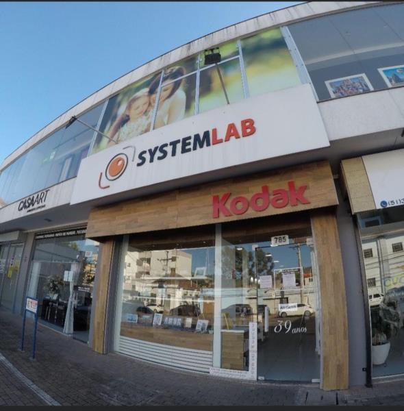 System Lab completa 40 anos