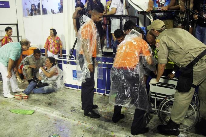 Morre radialista atingida por carro alegórico da Tuiuti, no carnaval carioca