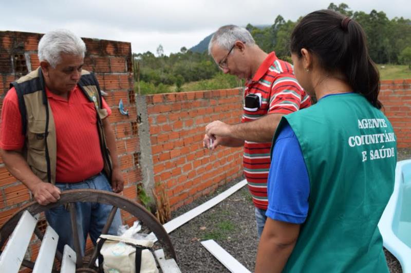 Vale do Sol realiza levantamento para identificar possíveis criadouros do Aedes aegypti