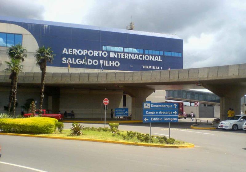 Homem é assassinado no aeroporto Salgado Filho