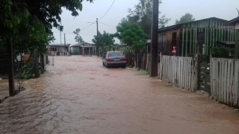 Santa Cruz registra mais de 100mm de chuva em 4 horas