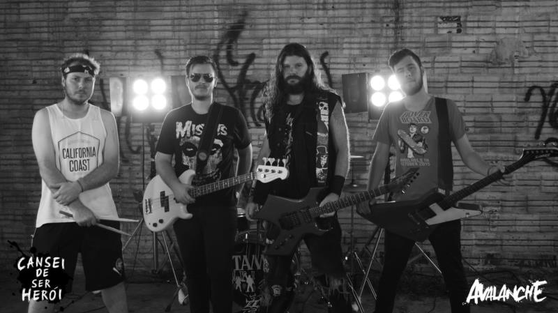 Banda de rock santa-cruzense lança novo clipe