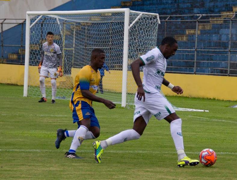 Esporte Clube Avenida perde para o Pelotas