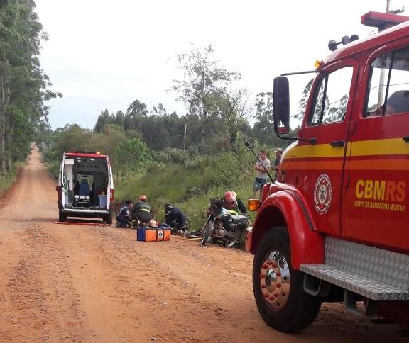 Cinco ficam feridos em acidente em Vila Progresso