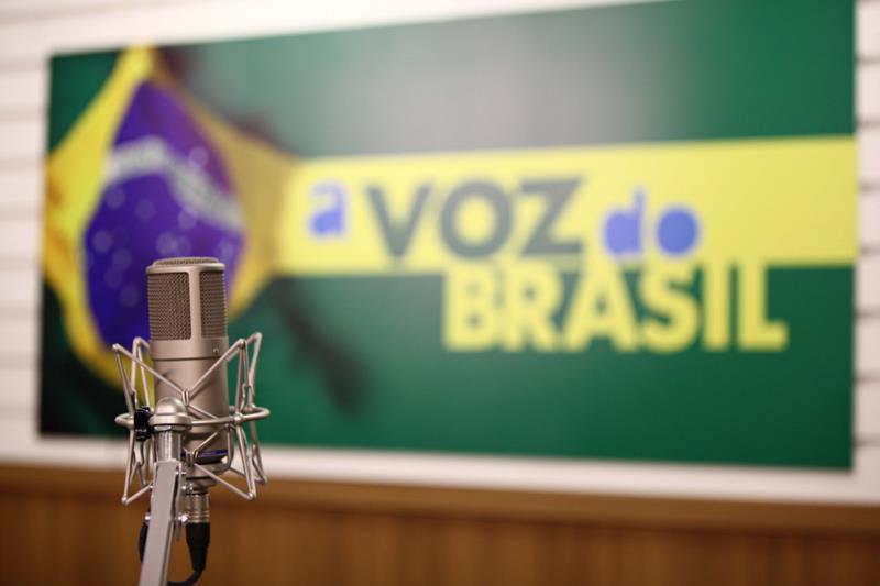 Câmara aprova flexibilização da Voz do Brasil