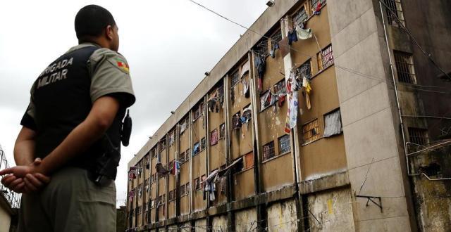 Aprovada em segundo turno PEC que retira BM dos presídios