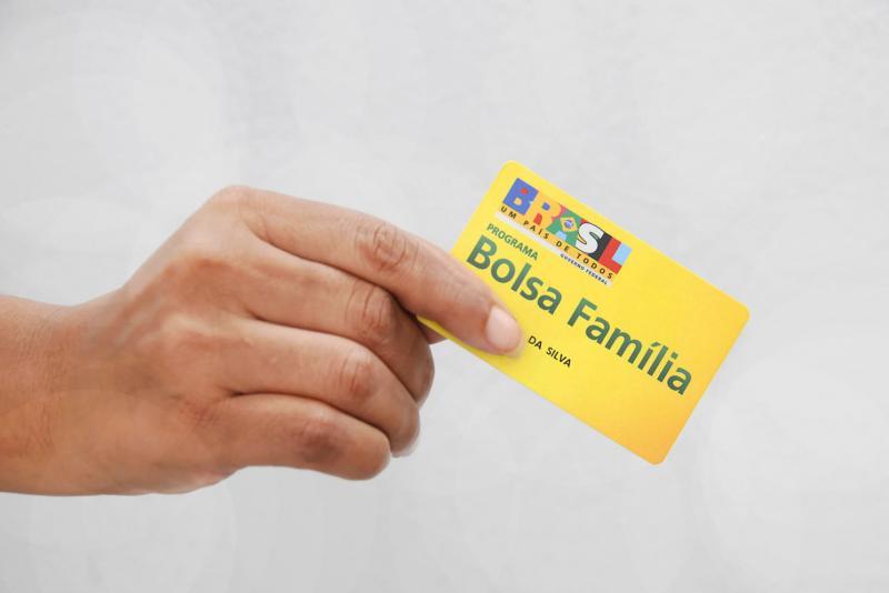 Governo deve mudar regras para beneficiários do Bolsa Família