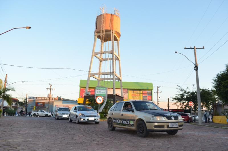 Comerciantes de Vera Cruz realizam carreata em apoio ao protesto dos caminhoneiros