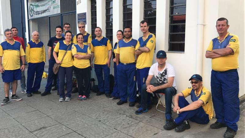 Funcionários dos Correios em Santa Cruz entram em greve