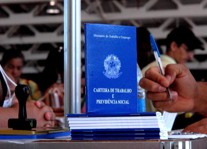 Governo edita MP que muda pontos da reforma trabalhista