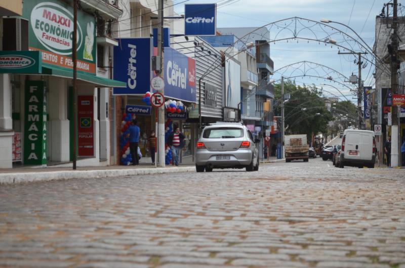 Rio Pardo volta a adotar bandeira determinada pelo Estado