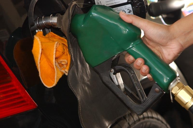 Pesquisa aponta que preço médio da gasolina no Estado é mais alto que a média nacional