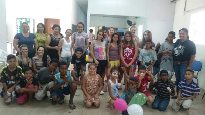 Ação solidária realiza Natal no Cras