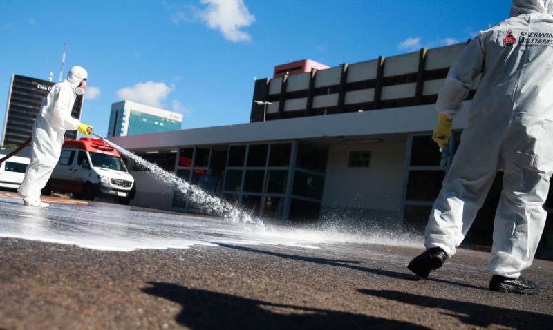 Anvisa faz alerta sobre túneis e câmaras de desinfecção de pessoas