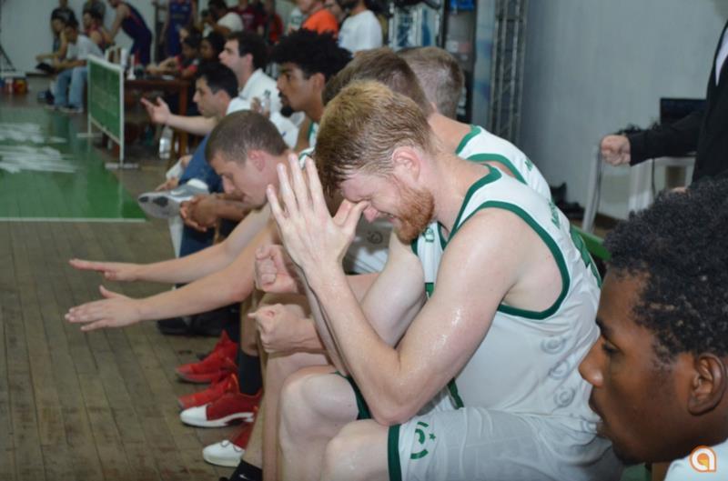 FOTOS: Veja a decisão do basquete em imagens