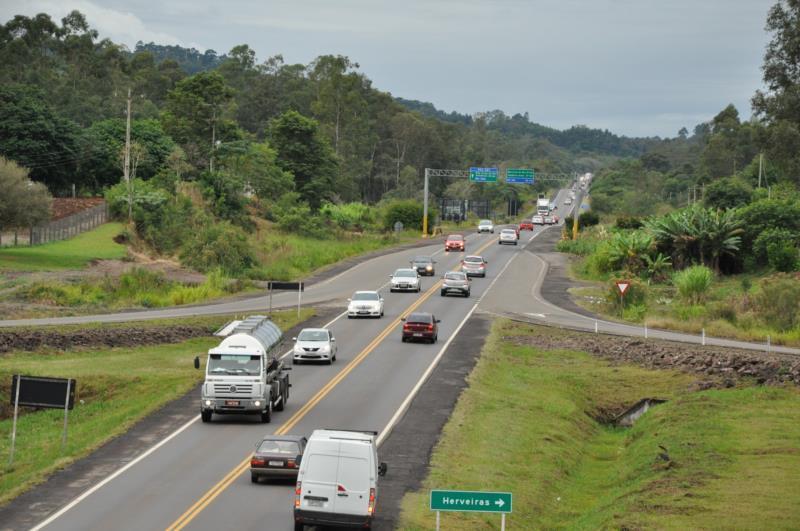 Volta do feriadão tem fluxo intenso na RSC-287