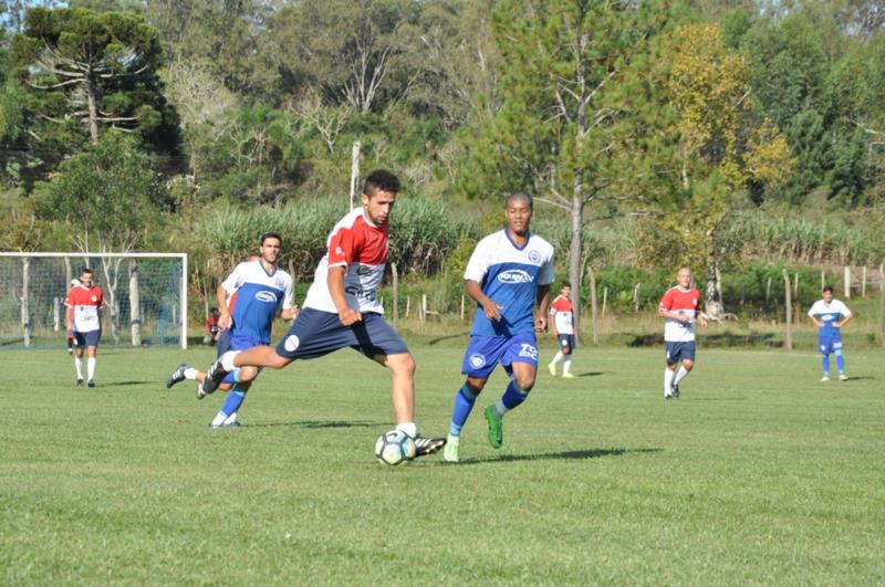 Municipal de Futebol tem partidas adiadas