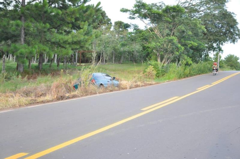 Veículo sai da pista em Rincão da Serra