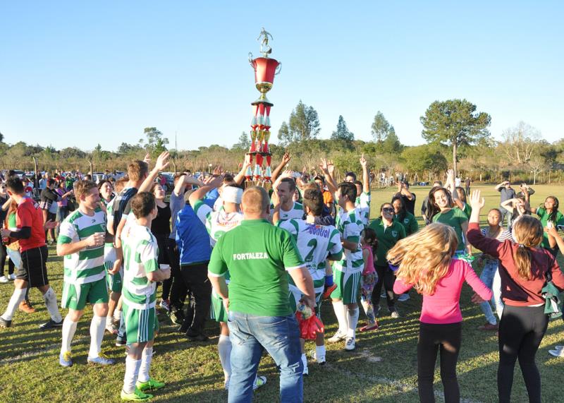 Fortaleza goleia Boa Vontade na final do Municipal