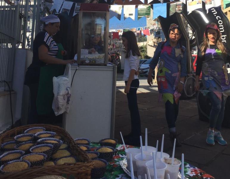 Centro de Santa Cruz se transforma em Festa Junina